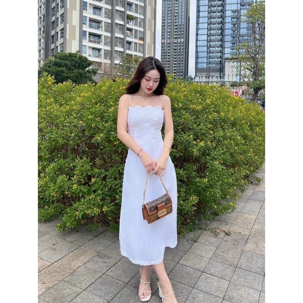 ĐẦM TRẮNG DỢN SÓNG