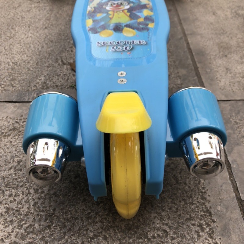Xe trượt scooter cho bé lionman 930 tải 60kg
