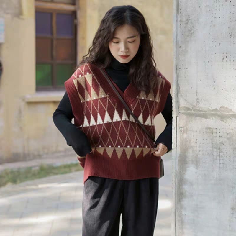 Áo khoác len cổ chữ v form rộng màu sắc tương phản phong cách vintage
