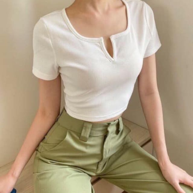Áo coroptop cổ V