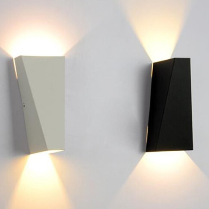 (HÀNG CHÁNH HÃNG )Đèn gắn tường ngoài trời ,trong nhà đơn giản hiện đại hình ĐA GIÁC  hắt sáng 2 đầu CHỐNG NƯỚC NTW-117