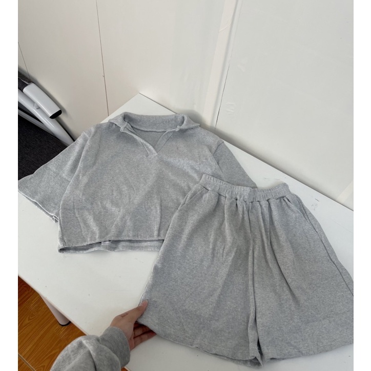Set bộ gồm áo polo croptop mix quần đùi chất tăm QC Mitstore