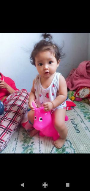 Thú nhún bơm hơi hình con hươu cho bé