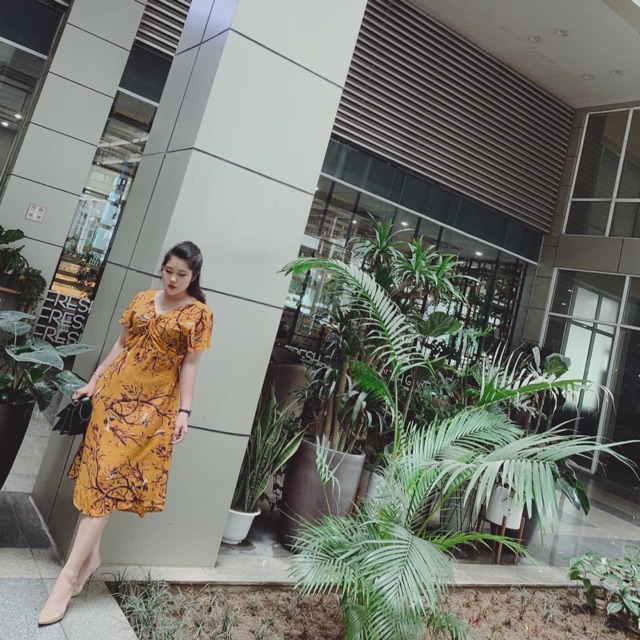 Váy nhúm ngực