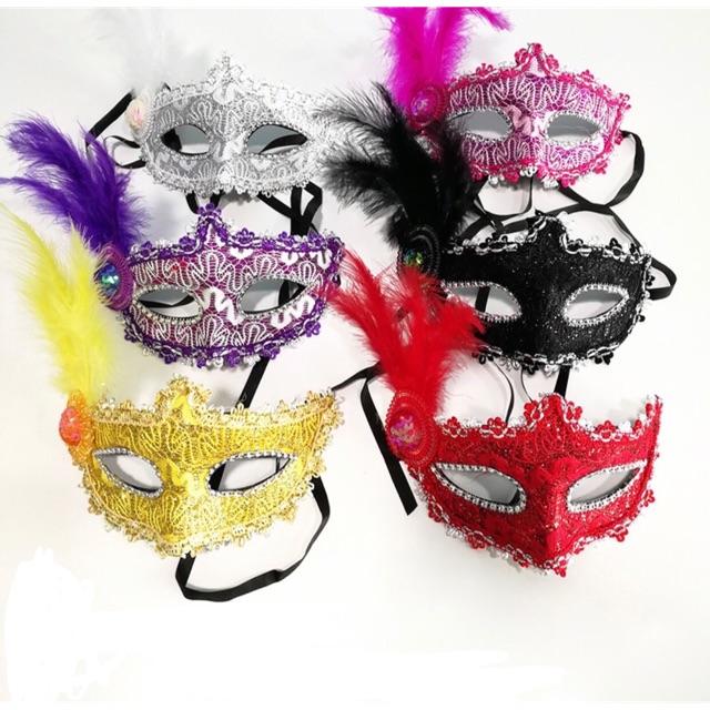 Mặt nạ halloween