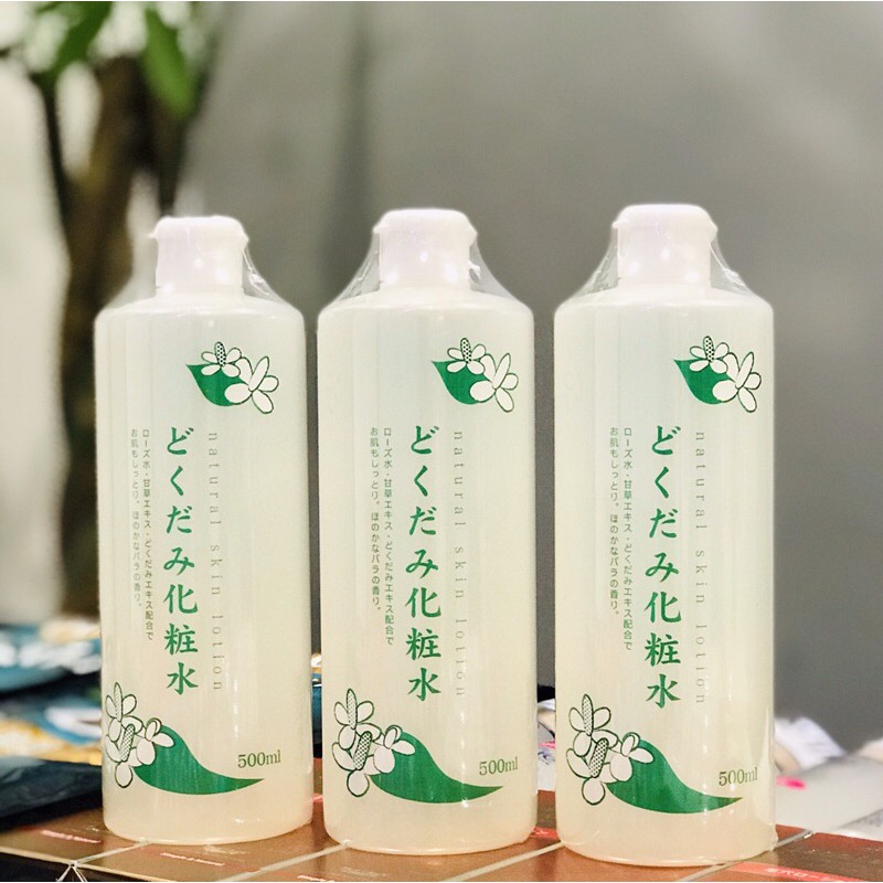 Chai đựng nước hoa hồng diếp cá 500ml Nhật Bản