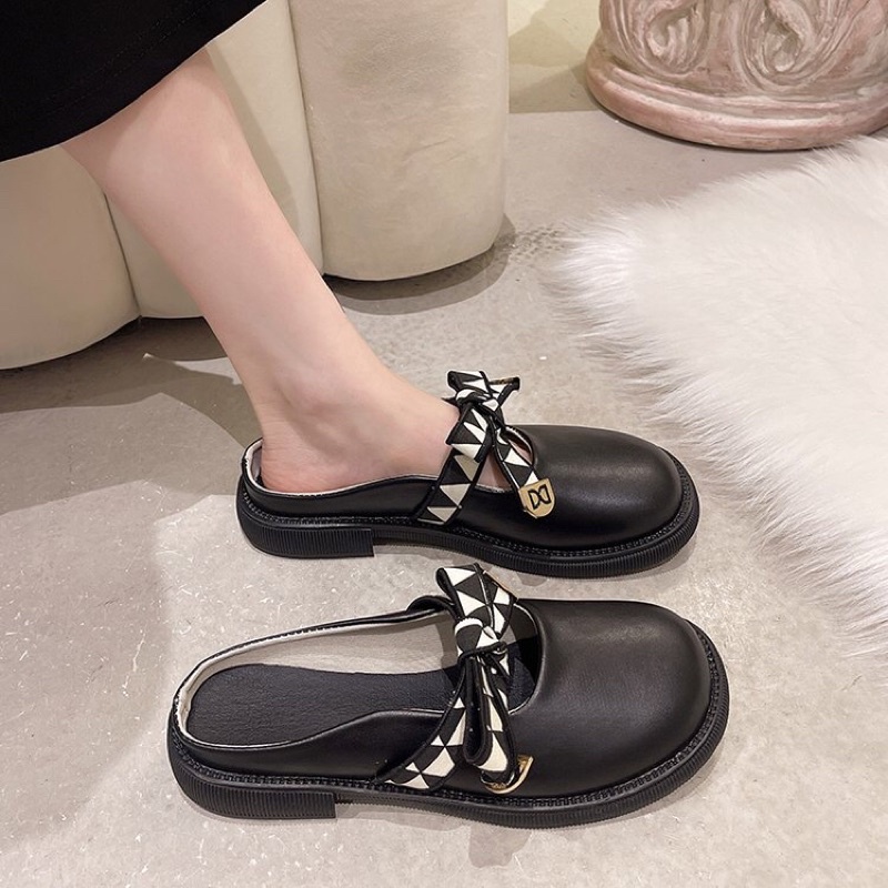 Giày sục đốc nữ thắt nơ tam giác
