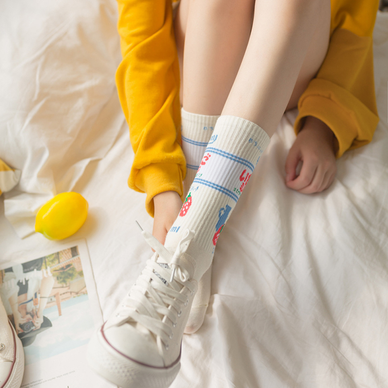 Ins Trendy Women's Tube Socks High Tube Milk Strawberry Socks Cute College Style Street Long Socks MM | BigBuy360 - bigbuy360.vn