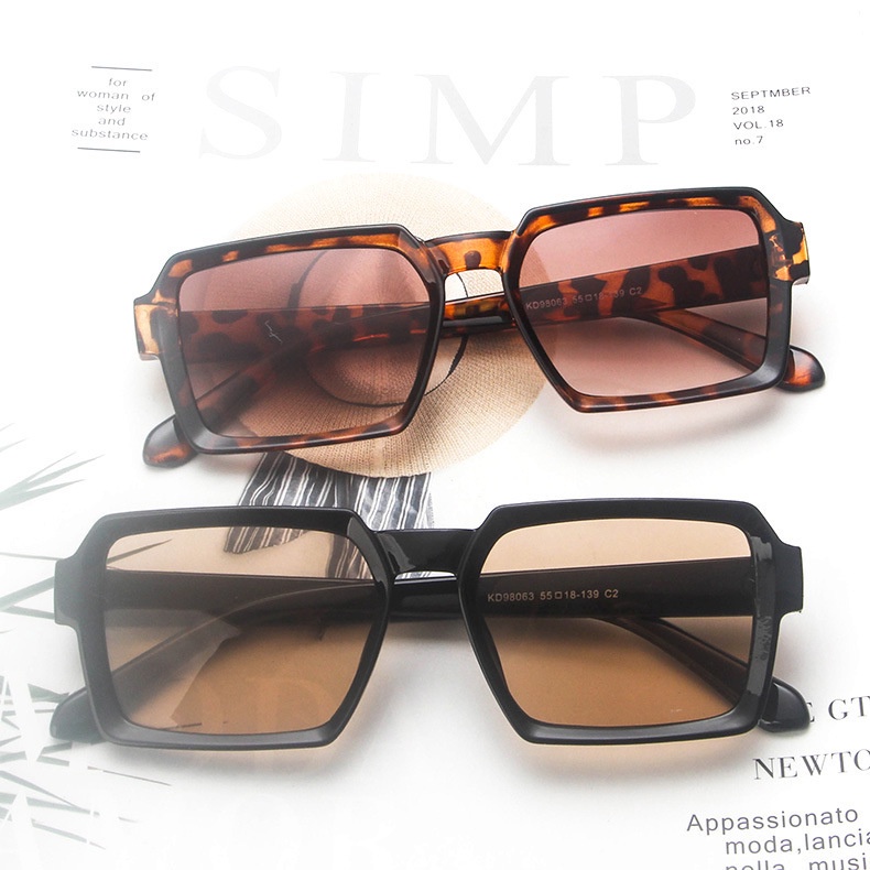 Kính mát thời trang Hàn Quốc cho nữ