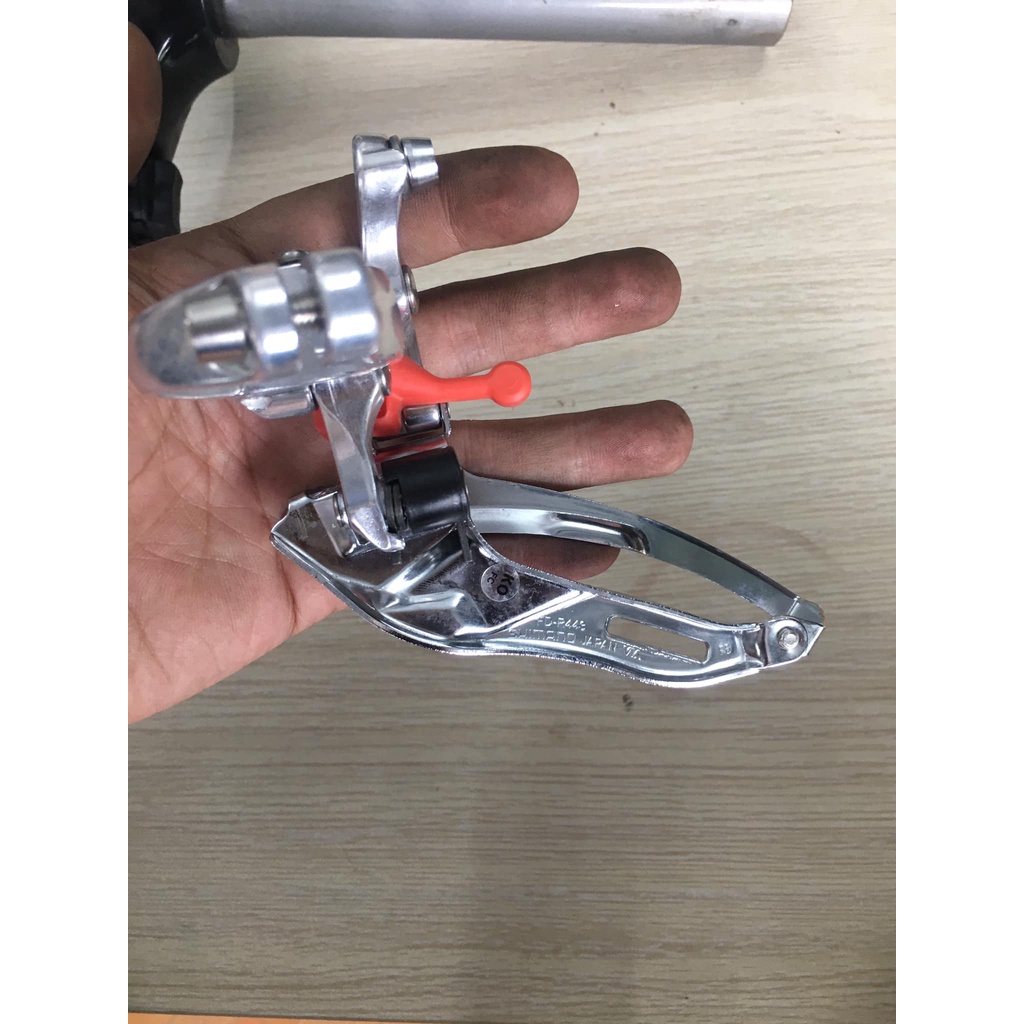 Gạt đĩa / sang đĩa 3 x 9  SHIMANO FD - R443 Nhà máy Japan