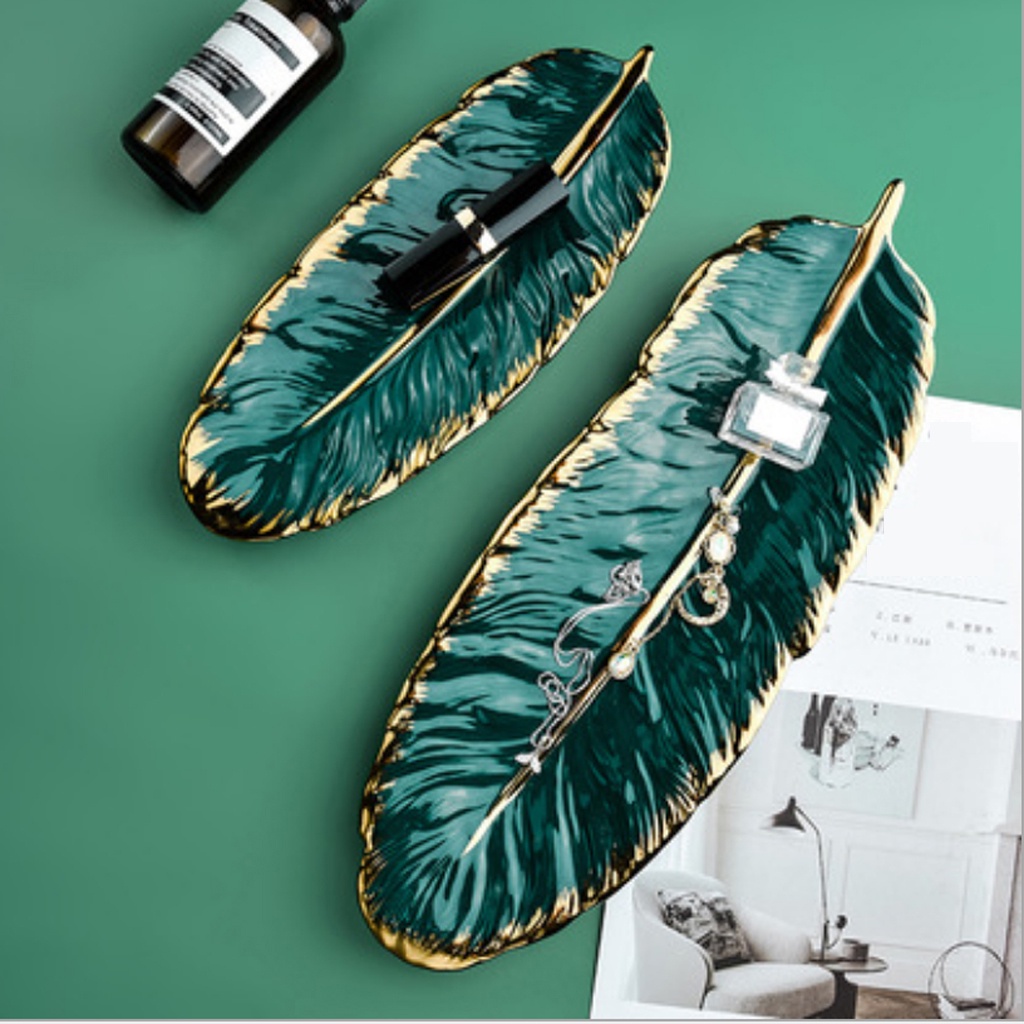 Đĩa gốm đựng nữ trang đồ ăn thiết kế hình lá Chuối tráng men màu xanh ngọc lục bảo mạ vàng cao cấp trang trí nội thất