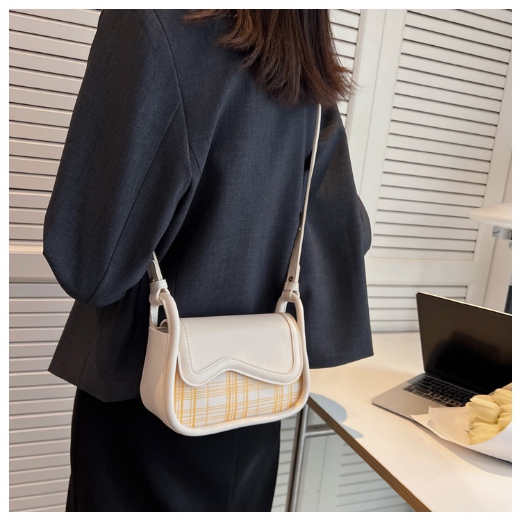 Túi đeo một bên vai IELGY kẻ sọc caro thời trang cao cấp cho nữ