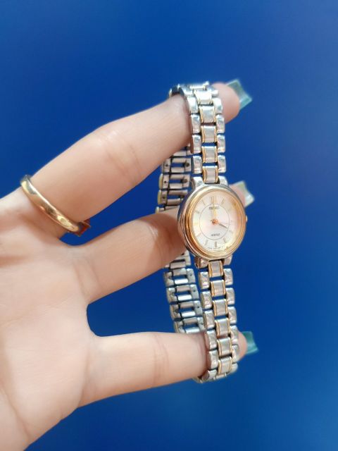 Đồng hồ nữ vàng demi Seiko avenue (USED)