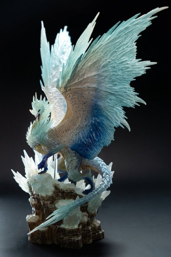Tượng đồ chơi MONSTER HUNTER: WORLD Iceborne Velkhana Statue