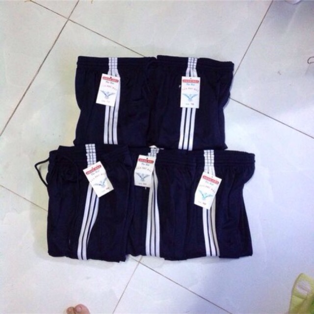 QUAN THE DUC -HS TIEU HOC