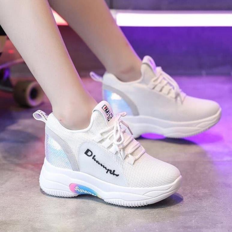 Giày nâng chiều cao nữ phong cách và sành điệu V63 TỐT . . 🎁 < ` . -