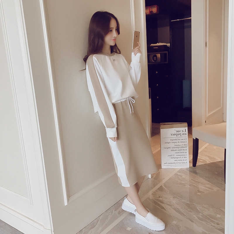 Bộ Áo Sweater Dài Tay + Chân Váy Xinh Xắn Dành Cho Nữ | BigBuy360 - bigbuy360.vn