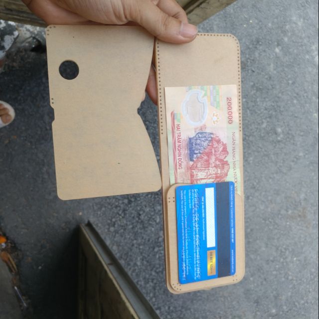 Rập ví sen da thủ công.