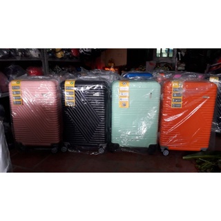Vali nhựa size 24