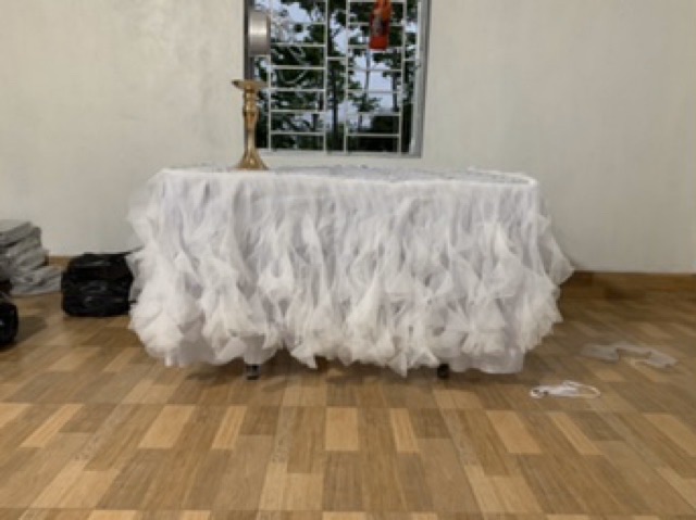 Khăn quây bàn tiệc - ib mẫu