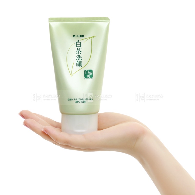 Sữa Rửa Mặt Trà Xanh Ngăn Ngừa Mụn Dạng Kem Nội Địa Nhật Bản 120g - SAKUKO