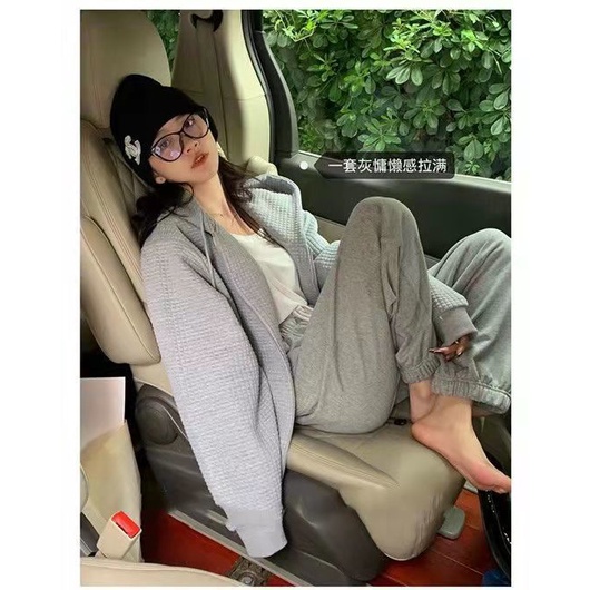 [Spot] Áo khoác len dày dáng rộng có mũ trùm đầu phong cách vibe