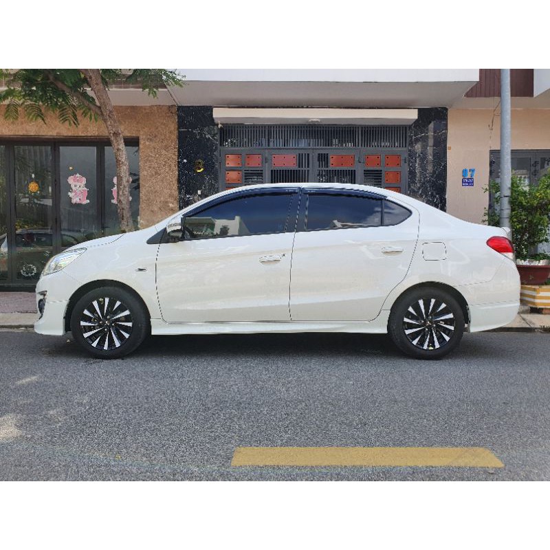 Decal dán mâm Attrage 2016 - 2019