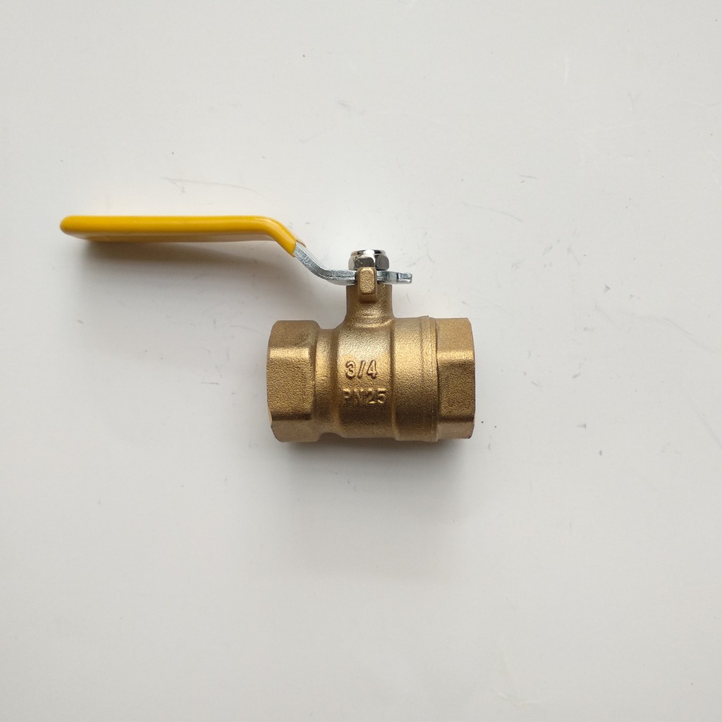 Van nước phi 27 khoá nước tay gạt hai đầu ren trong chất liệu bằng đồng