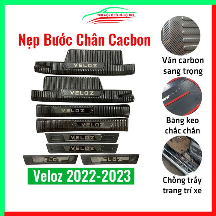 Ốp bậc cửa, nẹp bước chân Veloz 2022-2023 vân cacbon chống trầy bảo vệ trang trí xe