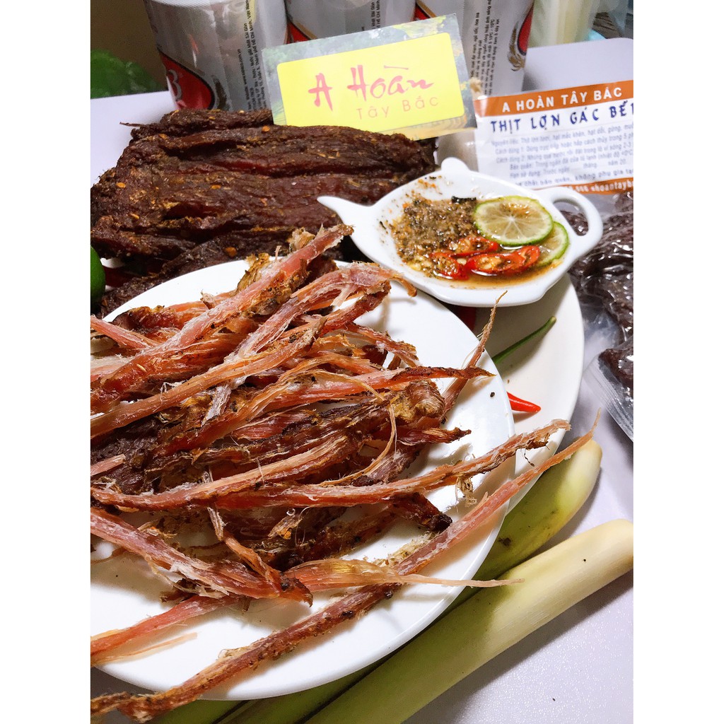 [Mã GROXUAN1 giảm 8% đơn 150K] Thịt Lợn Gác Bếp Tây Bắc chính hiệu tặng chẩm chéo (225gr) | BigBuy360 - bigbuy360.vn