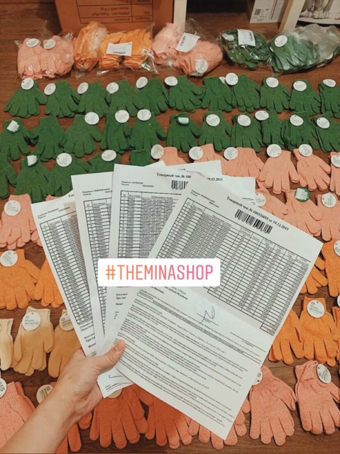 Găng tay tẩy da chết Bath Gloves The Body Shop | BigBuy360 - bigbuy360.vn