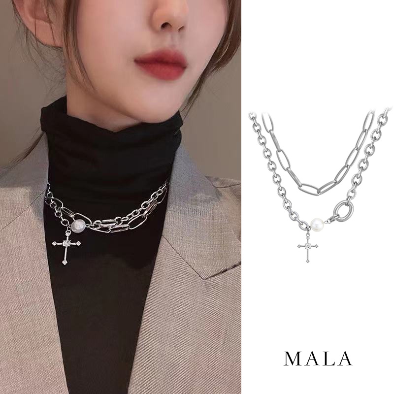 Dây chuyền MAYEBE LAVEND hai lớp phối ngọc trai và mặt chữ thập phong cách Hàn Quốc cá tính
