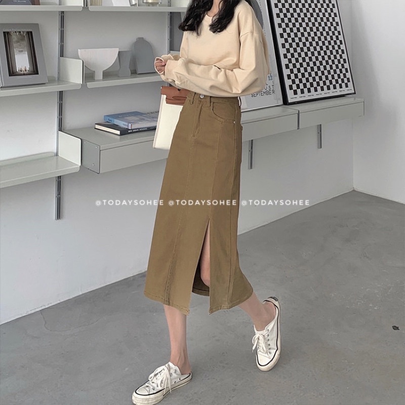 Chân váy jeans nâu rêu xẻ tà