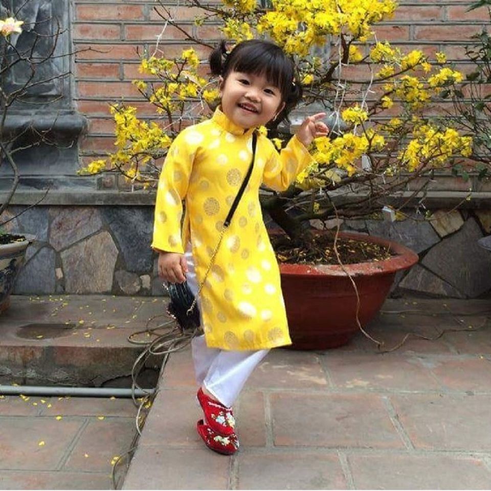 Áo dài Bé Gái VÀNG XU Gấm Thái Tuấn (Áo + Quần + Mấn)