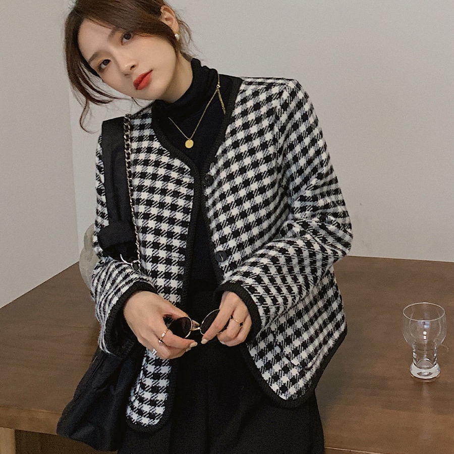 Áo Thun Tay Dài Họa Tiết Ca Rô Trẻ Trung Dành Cho Nữ