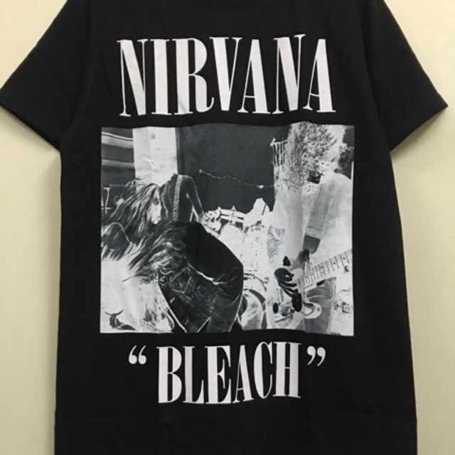 Áo Nirvana "Bleach" còn size XL