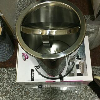 Thùng rác nắp lật cao cấp