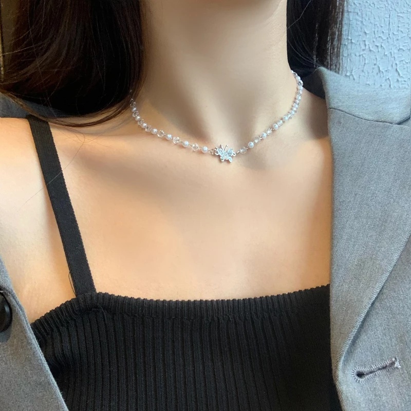 Vòng cổ Mặt Hình Bướm Đính Ngọc Trai Thời Trang Cho Nữ