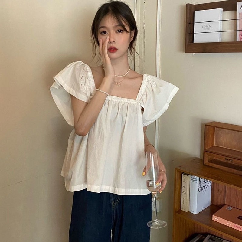 Áo Trễ Vai Ngắn Tay Kèm Quần Ngắn Thời Trang Nữ Tính