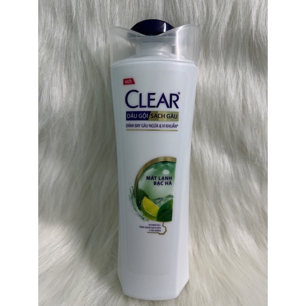 DẦU GỘI CLEAR MÁT LẠNH BẠC HÀ (370G)