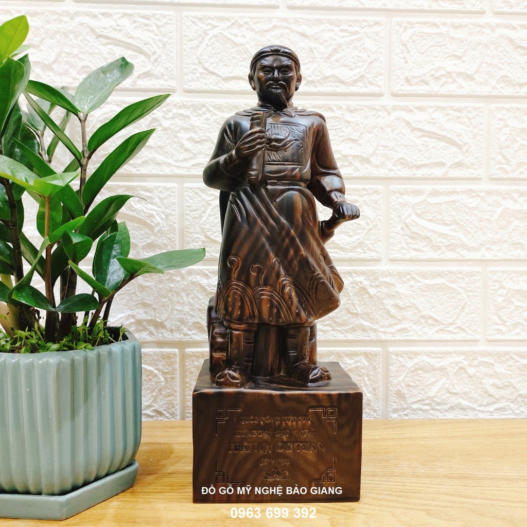 Tượng hưng đạo vương Trần Quốc Tuấn Trần Hưng Đạo gỗ mun hoa cao 30 cm