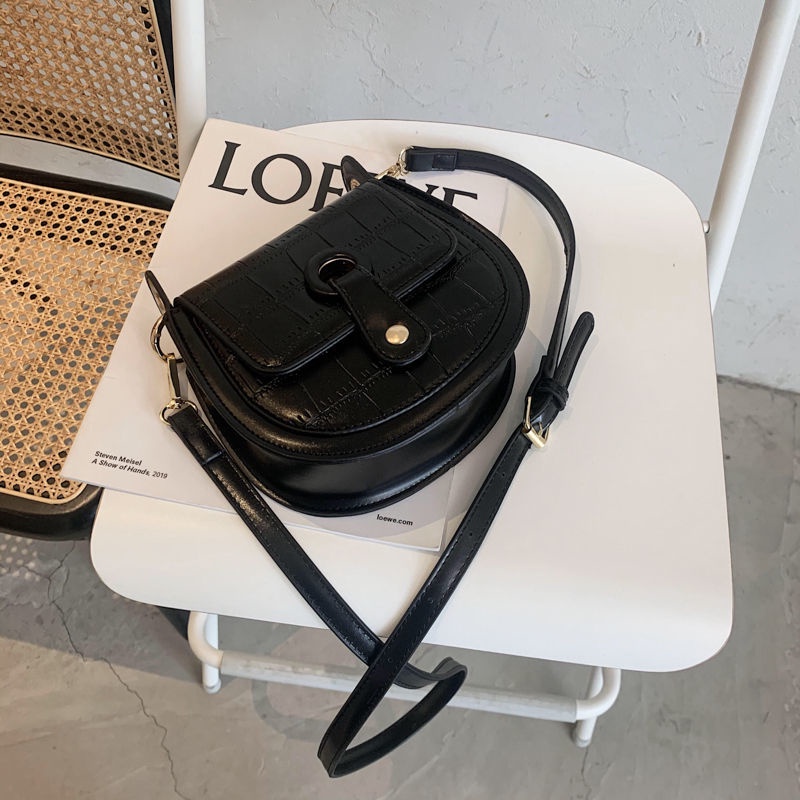 Túi Đeo Chéo Có Khóa Nam Châm Thời Trang Thu Đông 9 Kiểu Cho Nữ