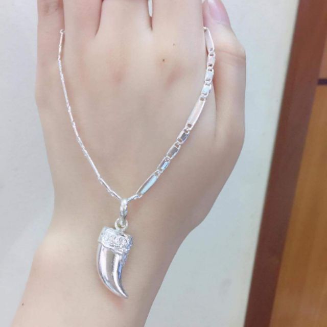 Dây chuyền bạc ta cho bé