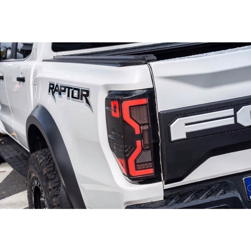 Đèn hậu Ford Ranger lắp đời 2012-2021 up fom 2022