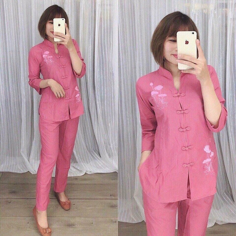 Mẩu cổ tàu thêu hoa sen