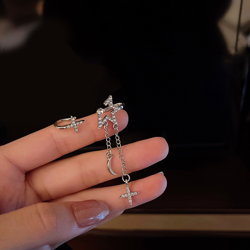 Khuyên Kẹp Tai Không Xỏ Hình Ngôi Sao Mặt Trăng Đính Đá Thời Trang Hàn Quốc Cho Nữ