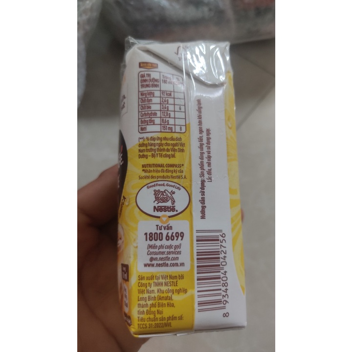 Cà phê uống liền Nestlé Nescafé Sữa Đá  DATE XA