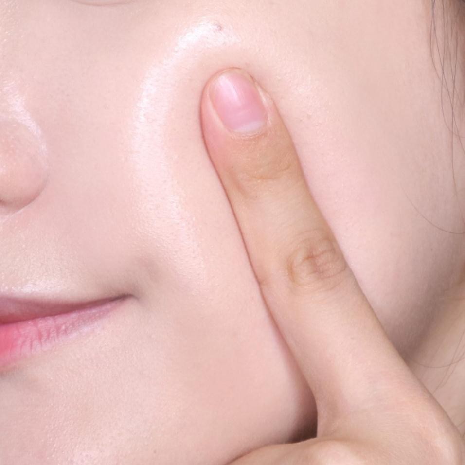 Phấn nước Missha Glow 3D Tension SPF50+ PA+++ 15g (Có Bill) | BigBuy360 - bigbuy360.vn