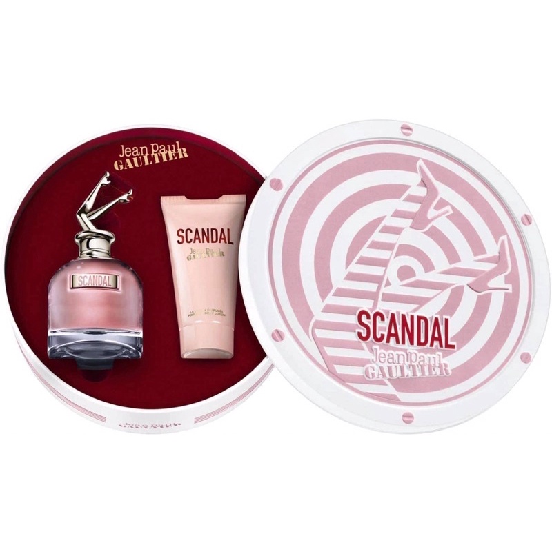 Nước hoa So scandal