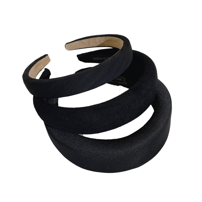 Dây cột tóc màu đen phong cách Hàn Quốc dễ phối đồ